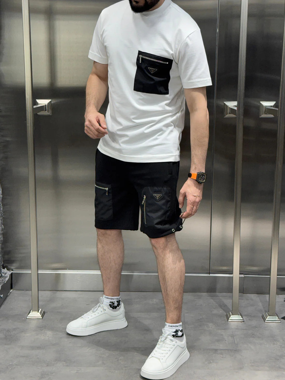 ensemble Prada super good