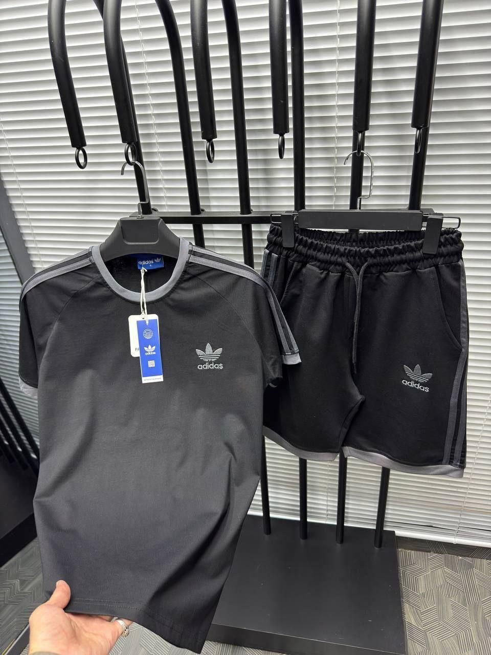 ensemble adidas  super good